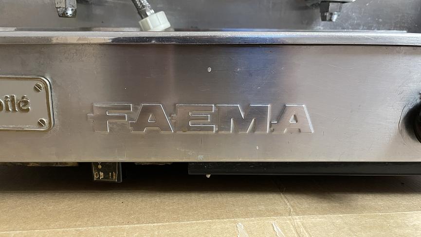 Bild 4 Faema E61 Jubilé Siebträger Espressomaschine