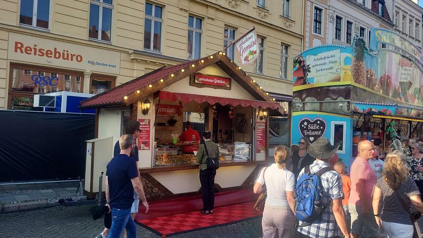 Bild 1 Suche Aushilfe für Weihnachtsmarkt in Halle