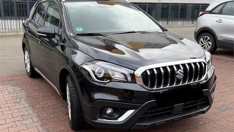 Suzuki SX4 S-Cross Benzin Allgrip 4x4 Automatik nur 56.500km