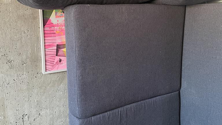 Verschenken Sofa La Bocca von Möbelum