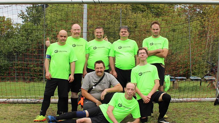 Übungsleiter Fußball für Team einer Werkstatt für Menschen mit Behinderug